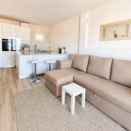 דירה Modern New Sea View In